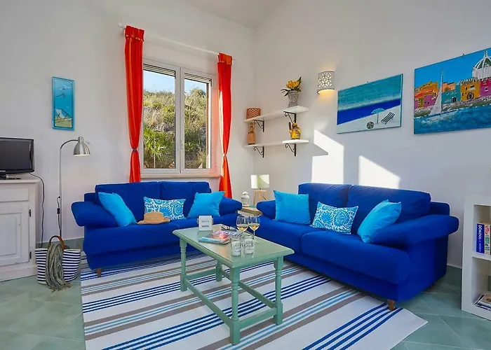 Delfino - Scopello-villas 斯科佩洛